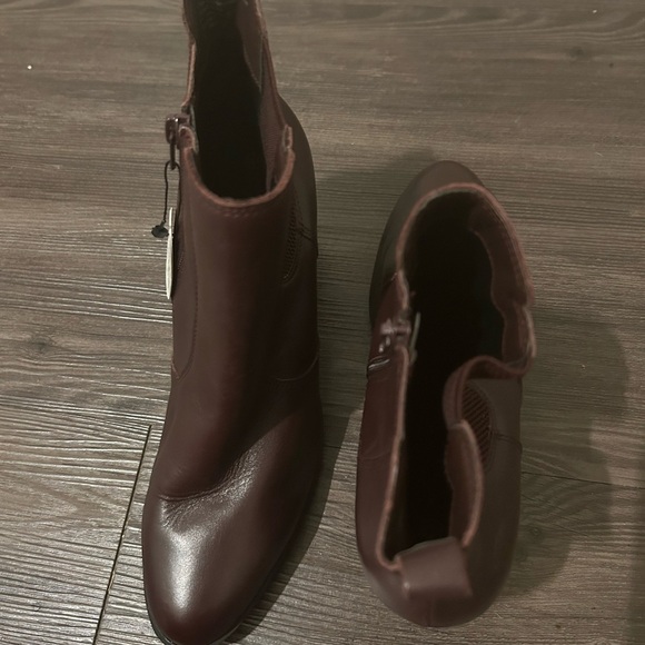 GIANI BERNINI Women's Black Korma Ankle Booties - Picture 4 of 6